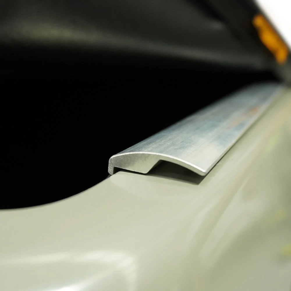 Roll Up Cover to fit Nissan Navara New NP300 Dual Cab with Sports Bars - March 2021 to Current Ute Tonneau - Image 3
